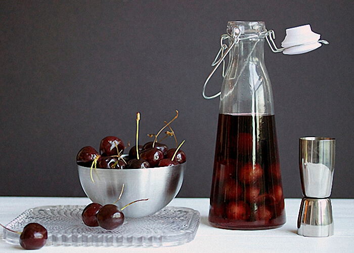 Польза и вред спиртовой настойки на вишне