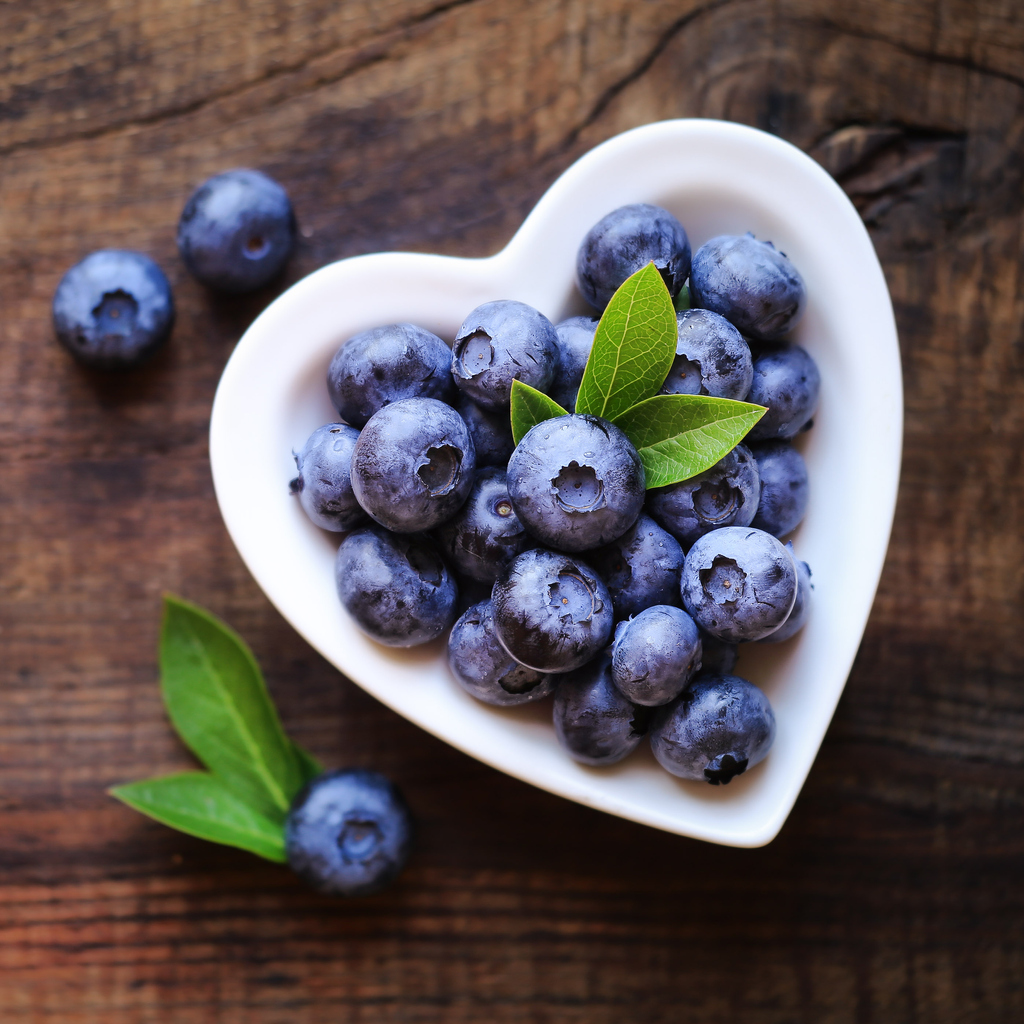 Голубика: калорийность свежих, сушеных, замороженных ягод