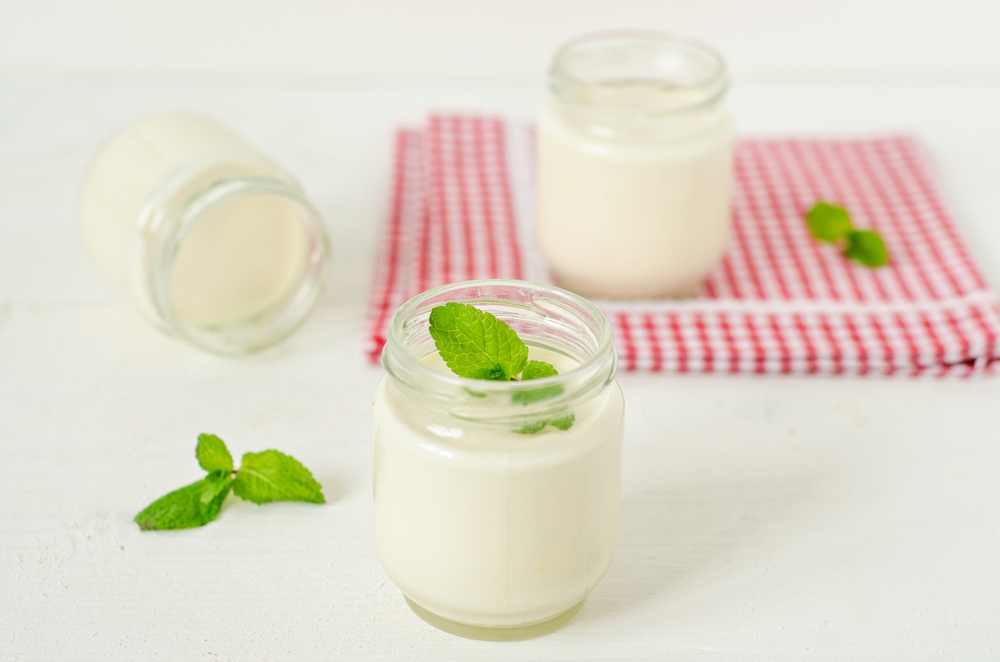 Йогурт, польза и вред для организма человека