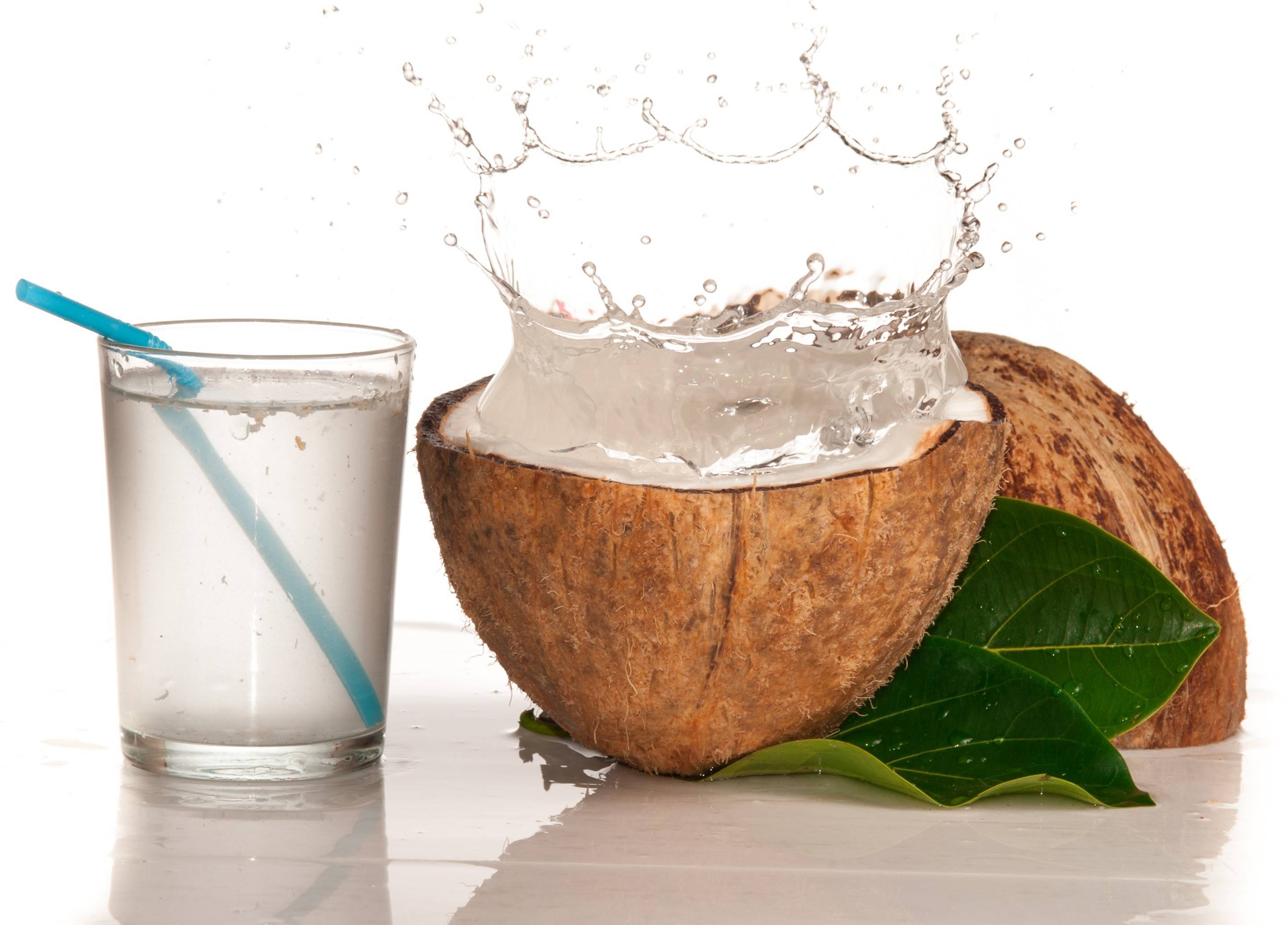 Кокосовая вода (сок): польза и вред, состав, свойства, отзывы