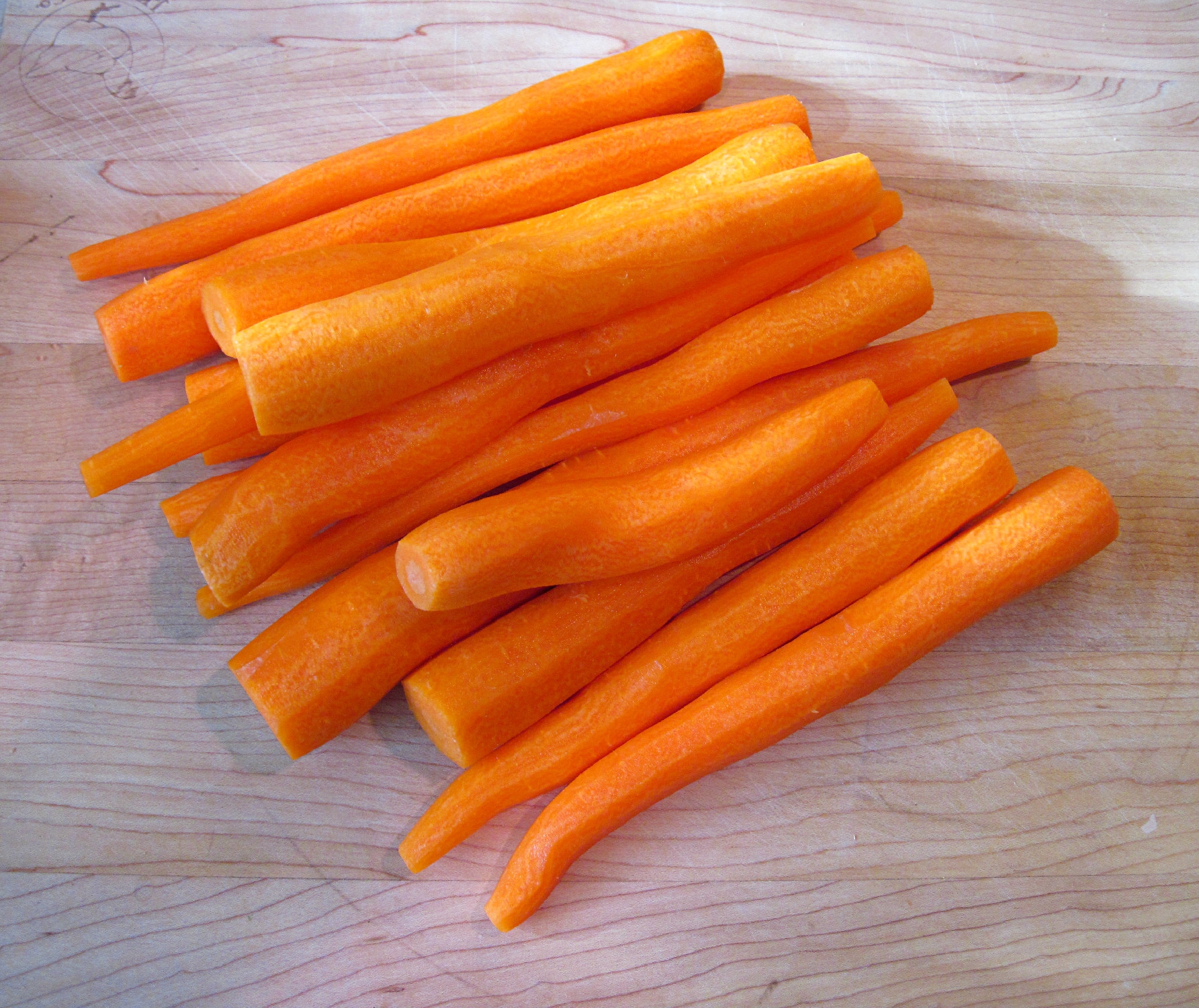 Варёная морковь: состав, польза в похудении, возможный вред + калорийность