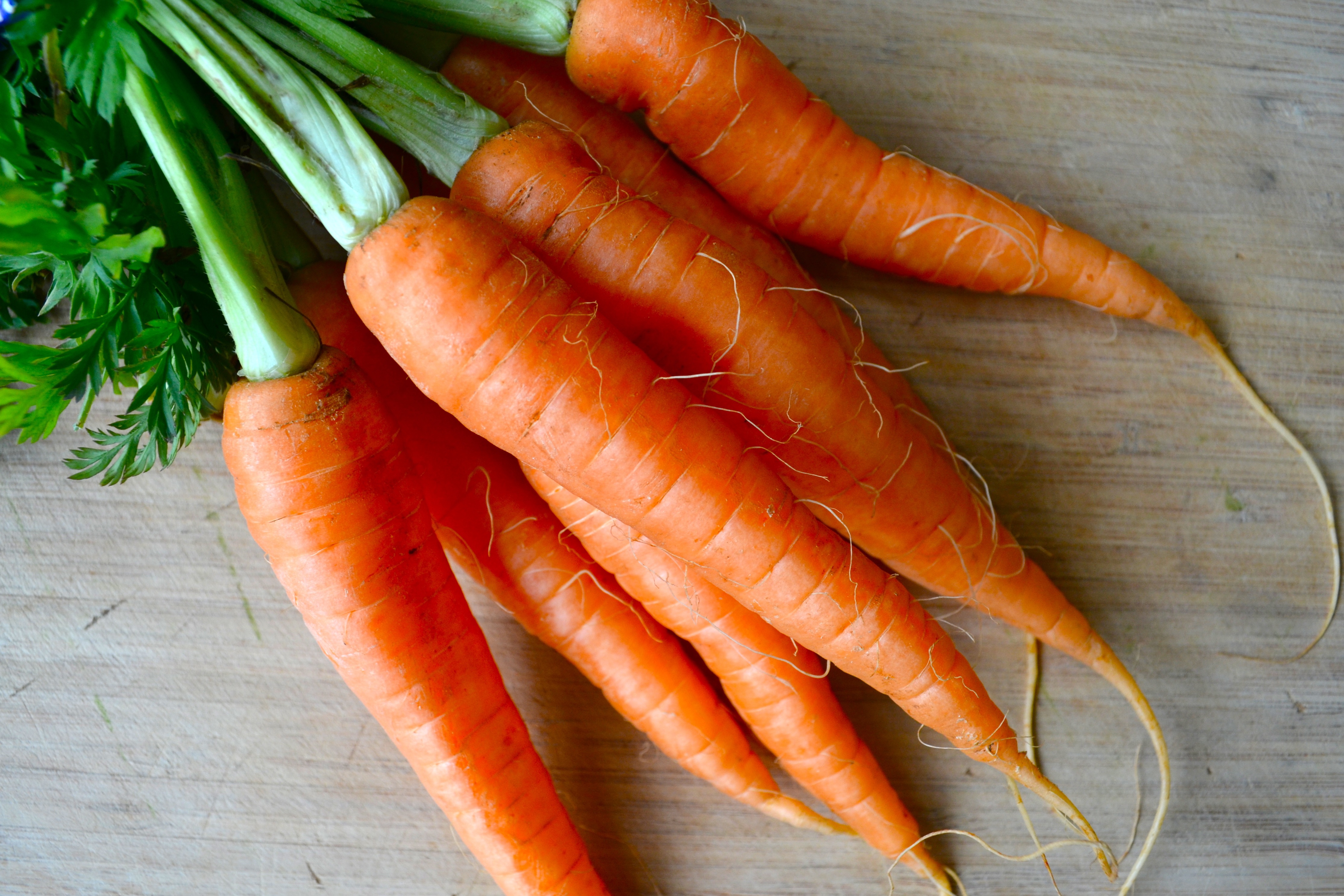 Сколько калорий в моркови и как ее употреблять