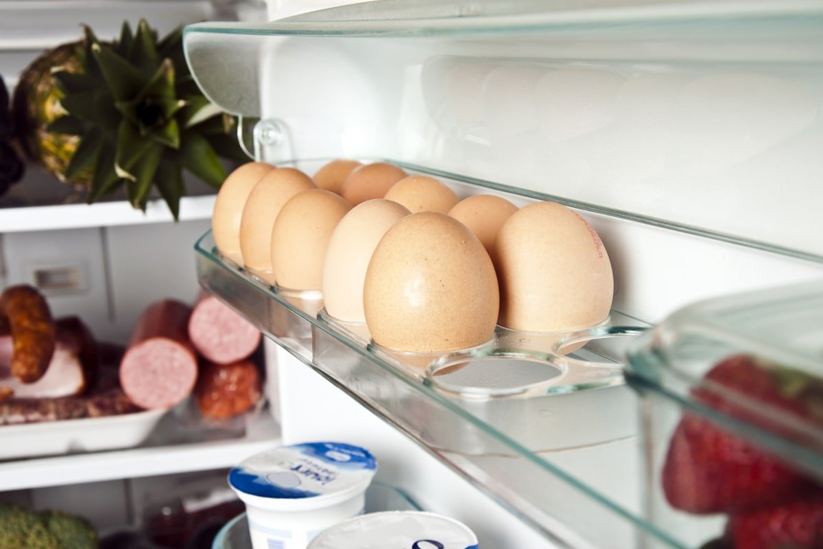 Срок хранения диетических яиц – 7 дней, столовых – до 3 месяцев