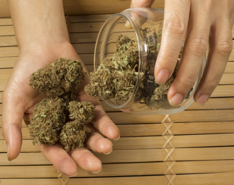 Конопляные семена народная медицина есть ли запах когда курят марихуану