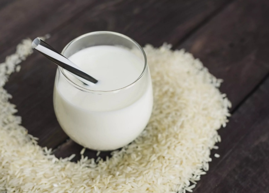 Рисовая каша на молоке: 10 вкусных и простых рецептов (пошагово)