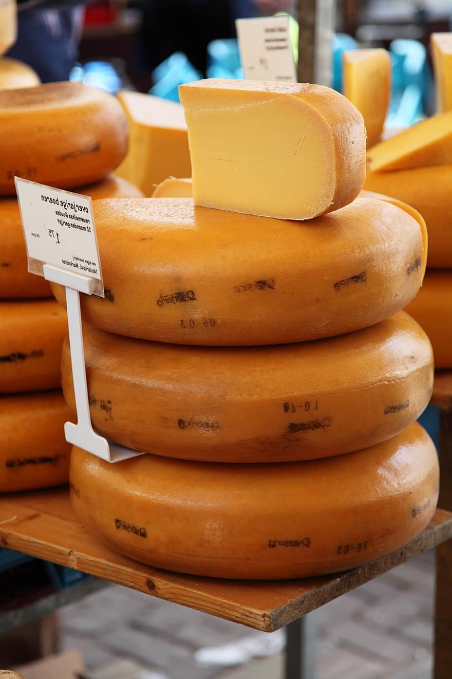 Голландский сыр: польза и вред, калорийность