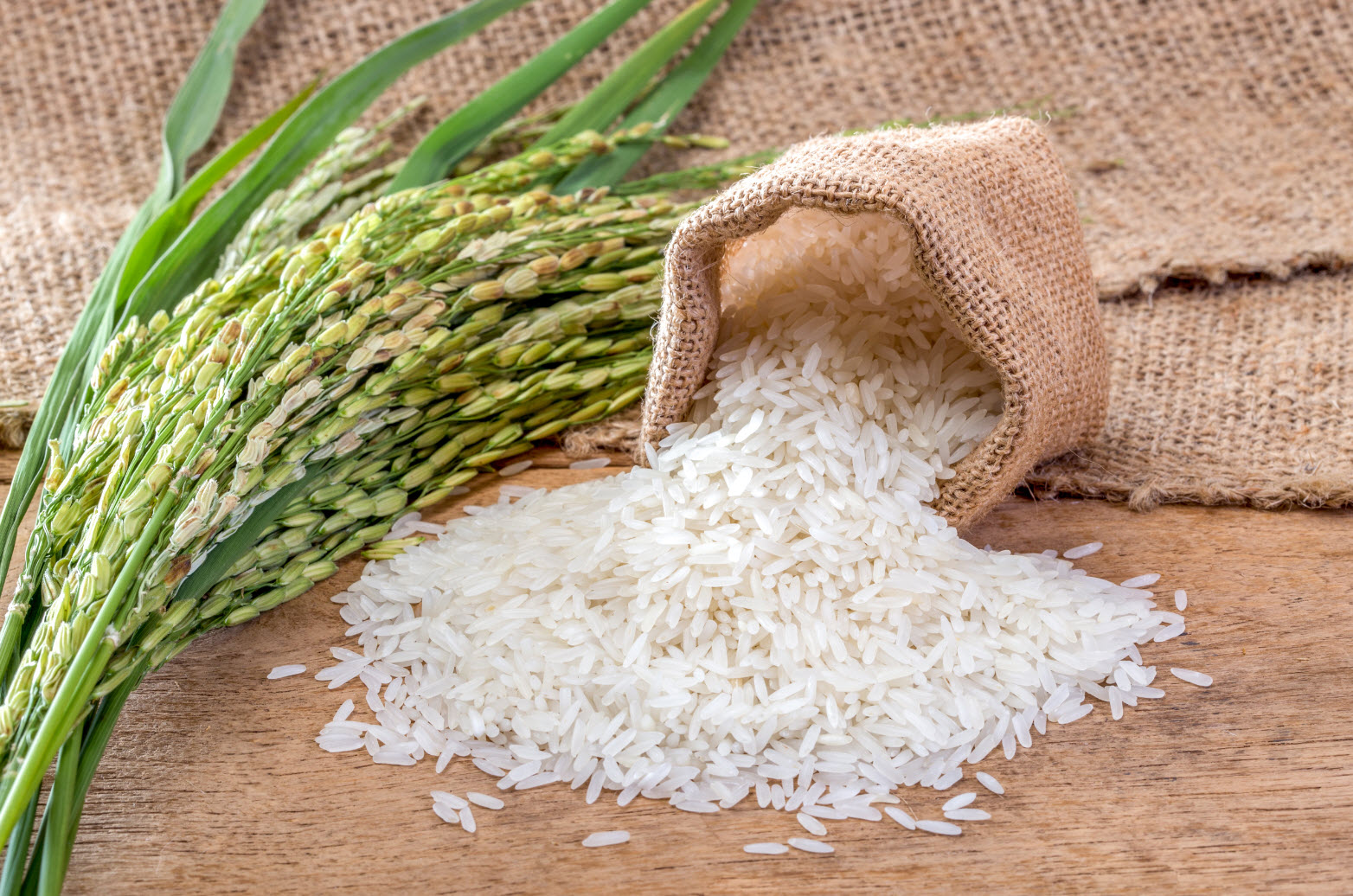 Калорийный ли рис, польза и вред, таблицы калорийности разных видов