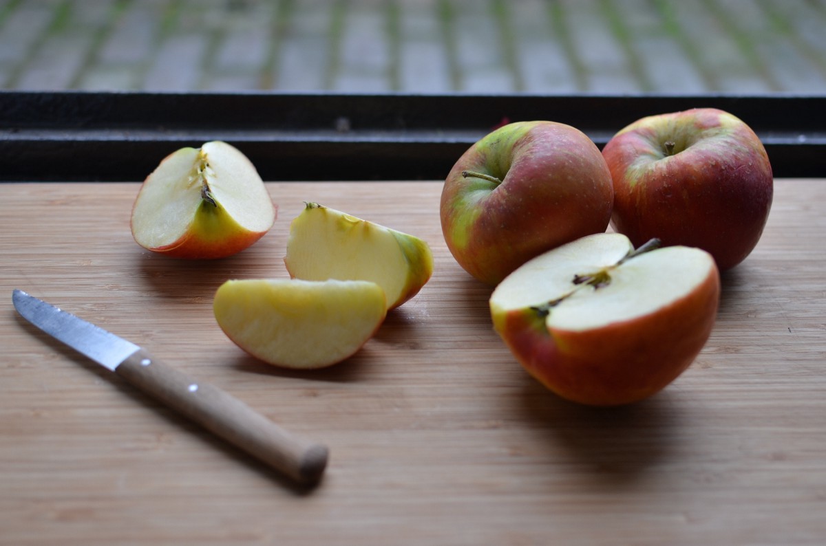 Можно ли есть яблочные косточки: польза или вред?