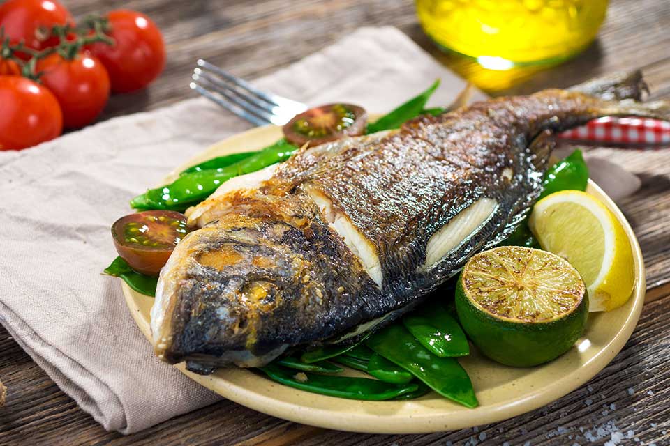 Дорадо — знакомство с античным деликатесом. рыба дорадо: польза и вред от употребления в пищу, способы приготовления