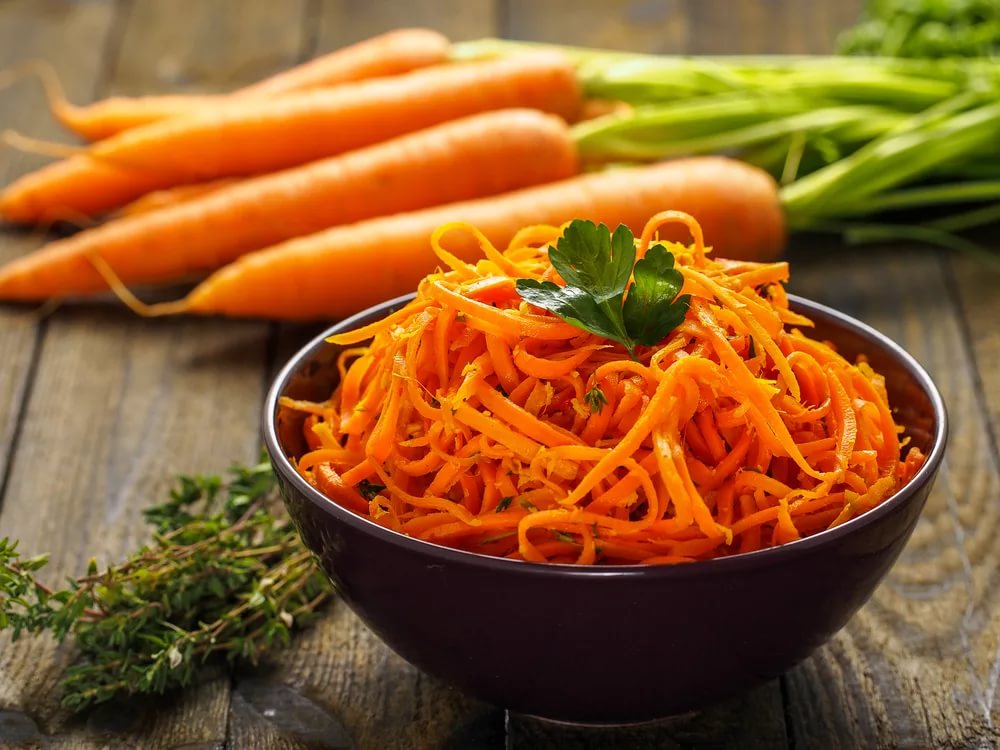 Морковь по-корейски: рецепт классической закуски с приправой, как нашинковать + отзывы