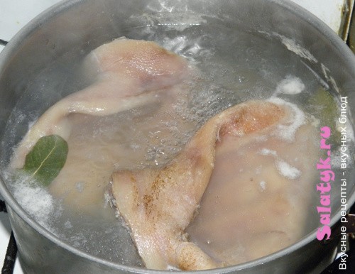Как вкусно и быстро приготовить свиные уши в домашних условиях — рецепты