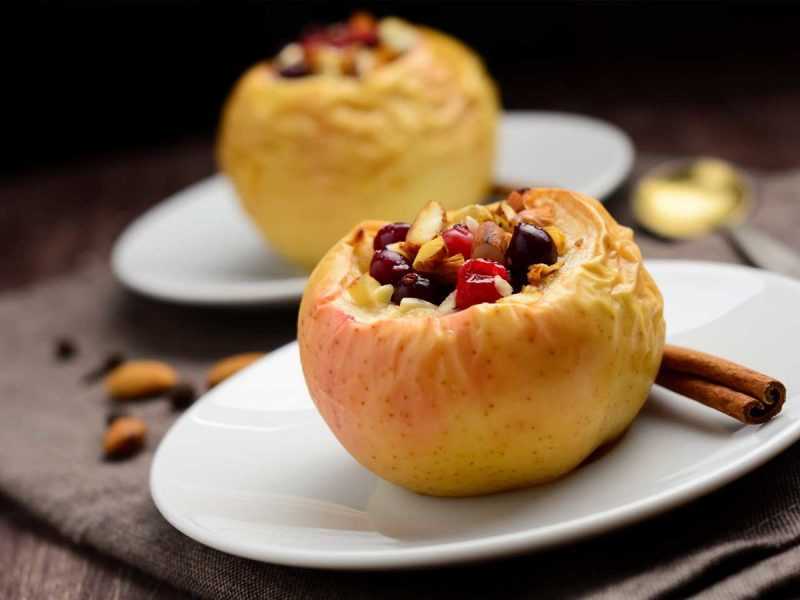 Яблоки: польза и вред, калорийность. печеные яблоки и сушеные яблоки: полезные свойства, показания и противопоказания