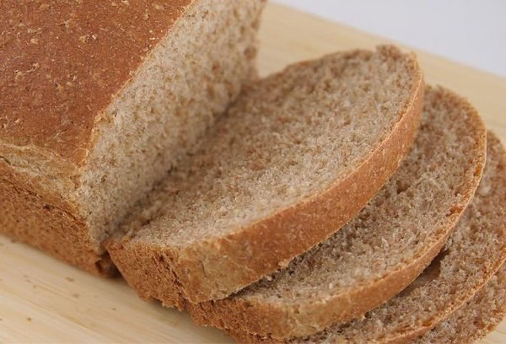 Хлеб с отрубями: польза и вред, калорийность, рецепты