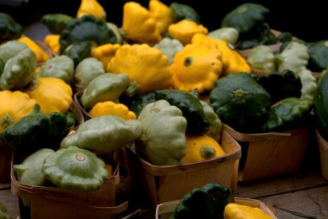 Известный овощ - патиссон: выращивание, секреты агротехники