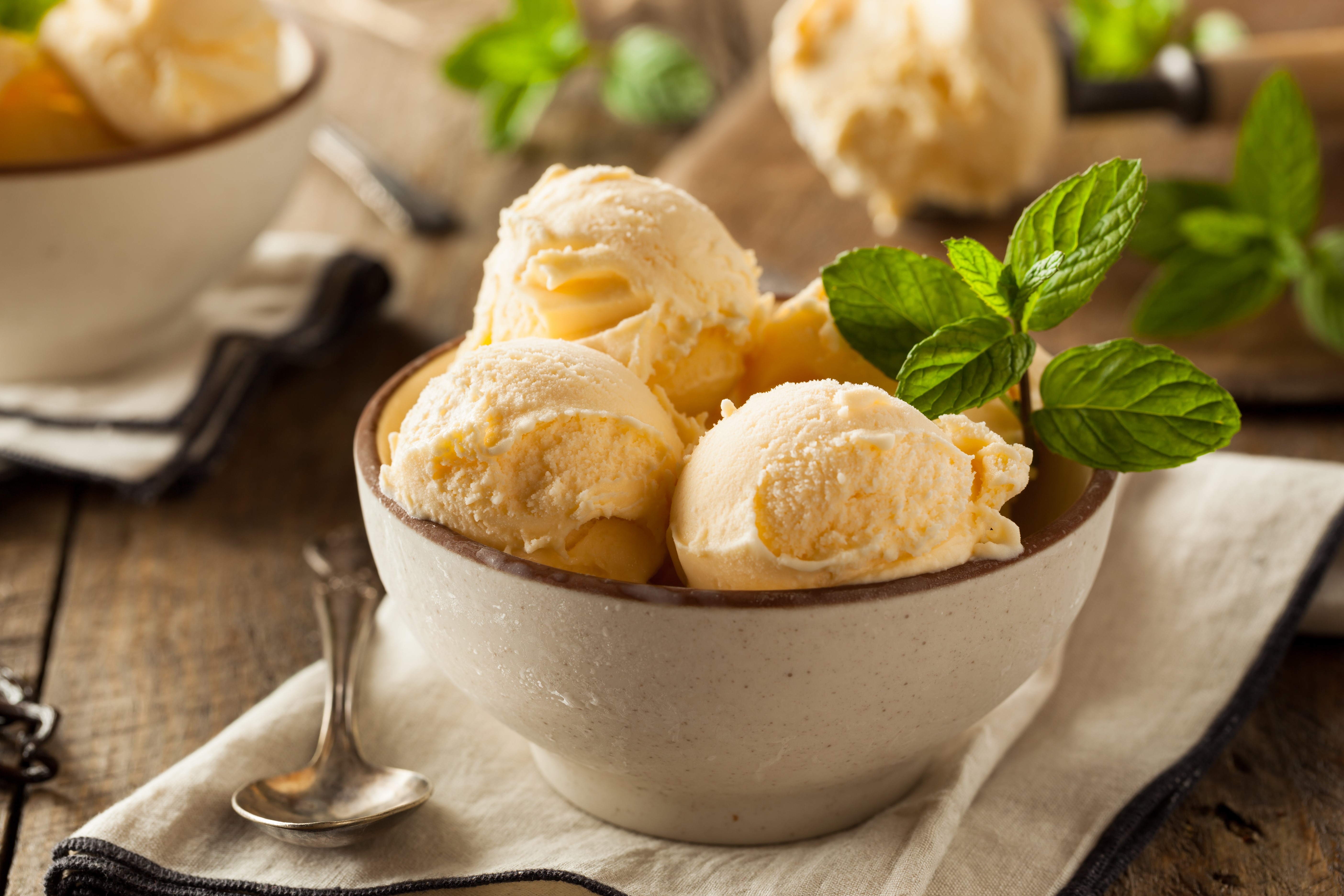 Мороженое: польза и вред, калорийность, рецепты