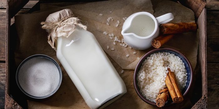 Как рисовое молоко влияет на организм Сложно ли самостоятельно приготовить молочный рисовый напиток Какие правила хранения необходимо соблюдать