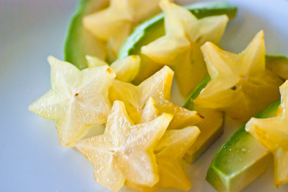 Фрукт карамбола: описание плодов, их польза для здоровья и способы употребления в пищу фруктовой звезды